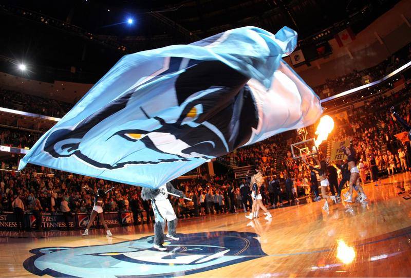 铝间隔条切割机